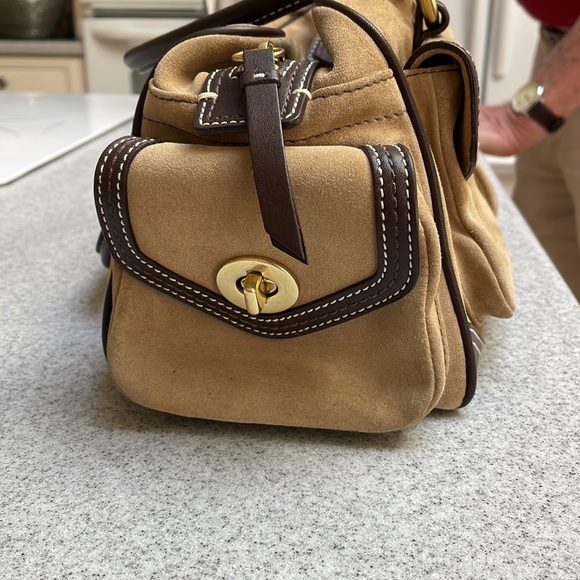 Coach purse - Picture 2 of 6